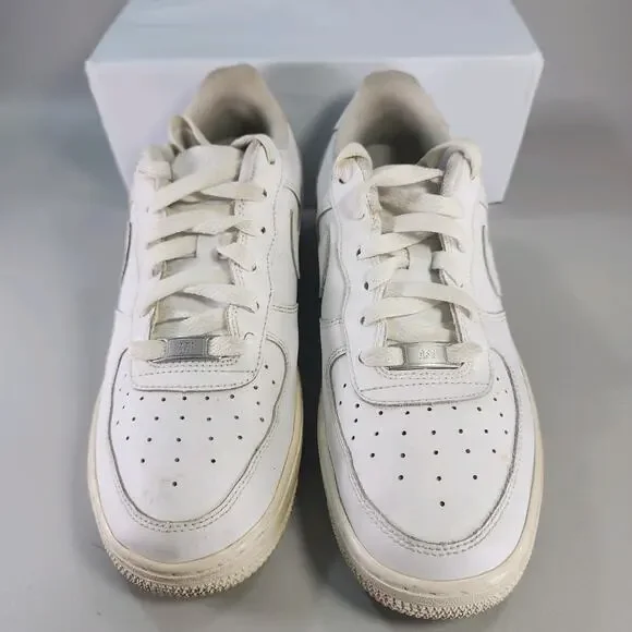 Youth Nike Air Force 1 Low Triple White Sz 7 Kids 011839 Casual Leather Sneakers - Picture 2 of 8